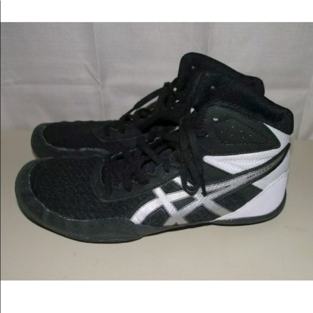 ASICS MATFLEX 6  WRESTLING SHOES SIZE 7